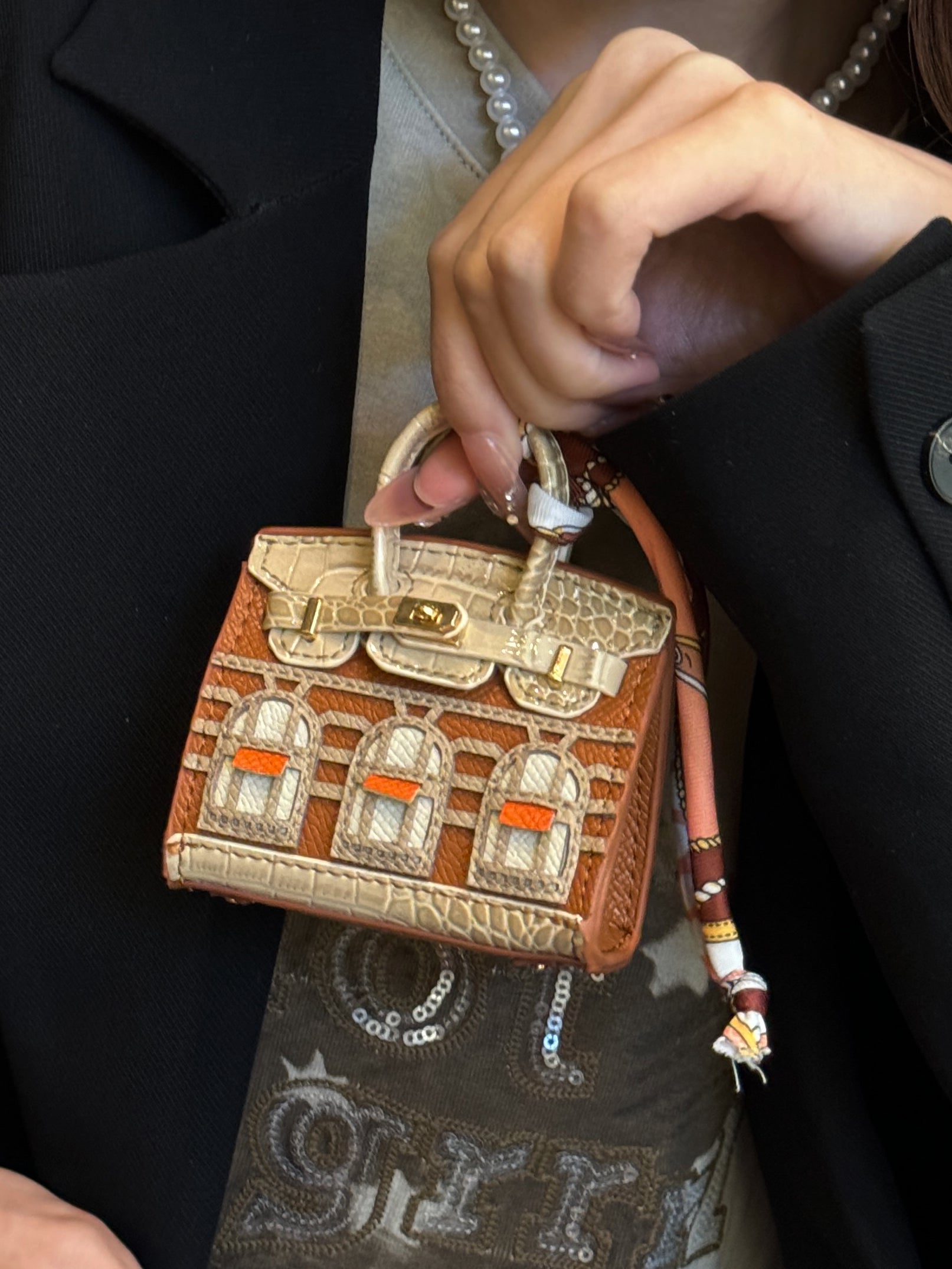 Bag Charm AirPods holder